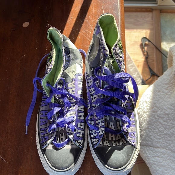 Shoes - Picture 2 of 2